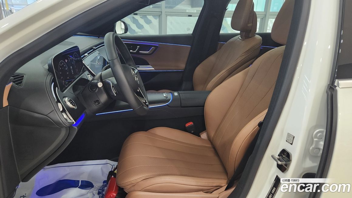 Mercedes-Benz E-Class 2025
