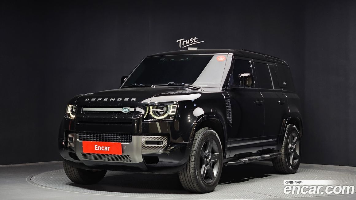 Land Rover Defender 2023