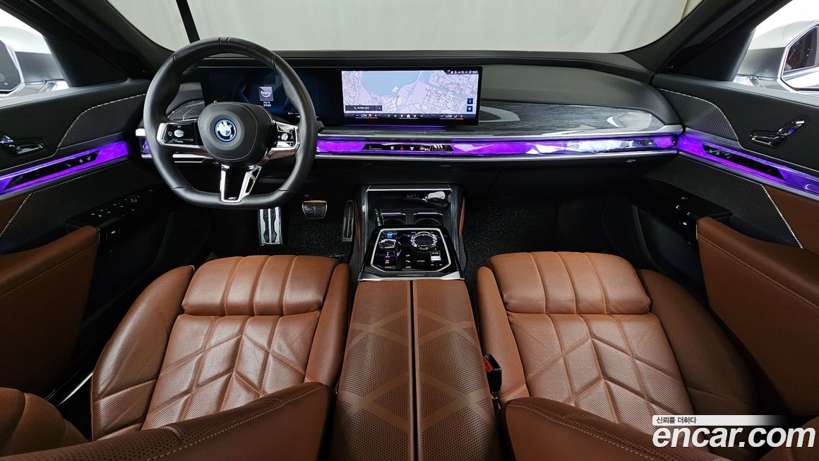 BMW i7 2024