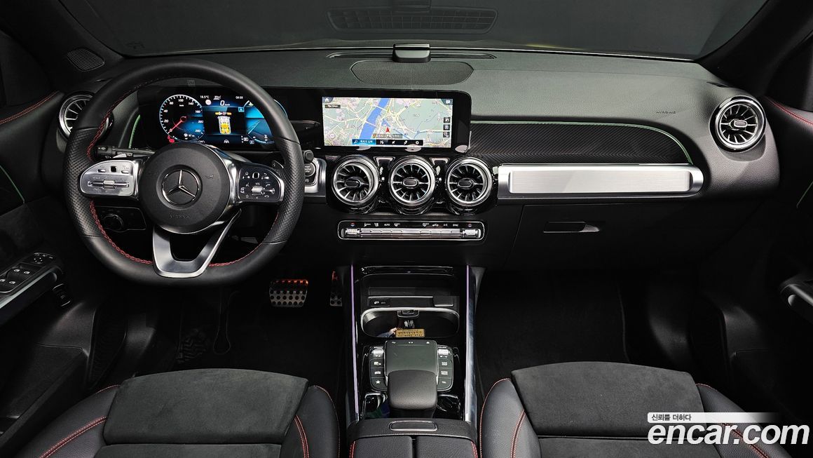 Mercedes-Benz GLB-Class 2023
