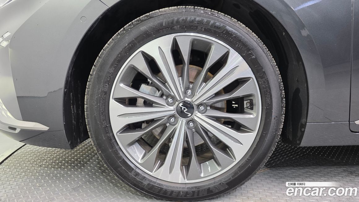 Kia K8 2023