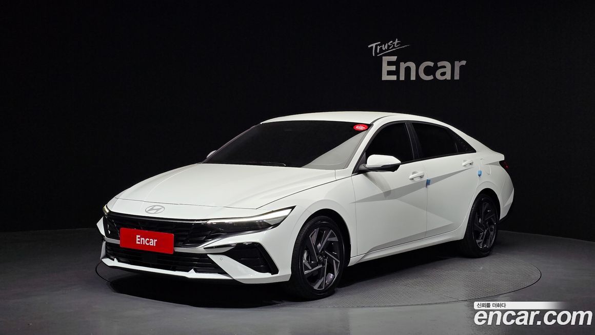 Hyundai AVANTE 2025