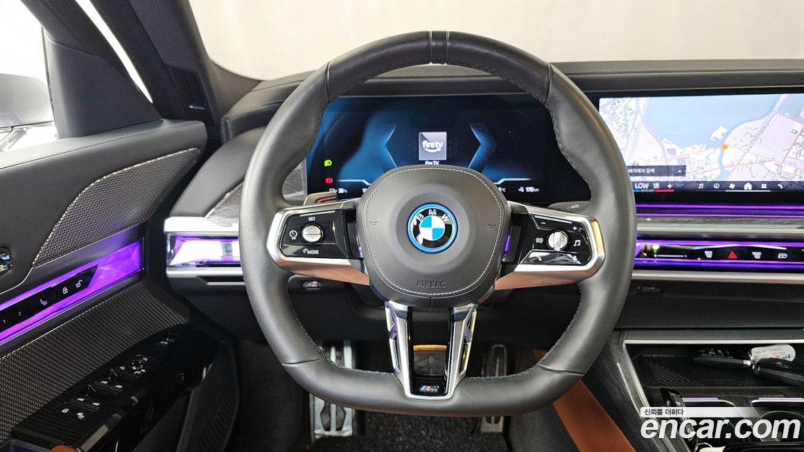 BMW i7 2024