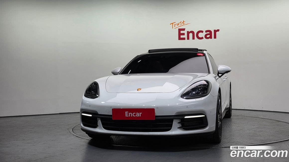 Porsche Panamera 2020