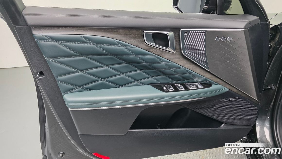 Kia K8 2023