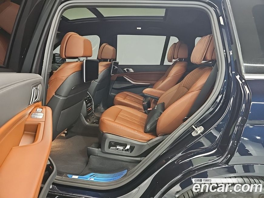 BMW X7 2021