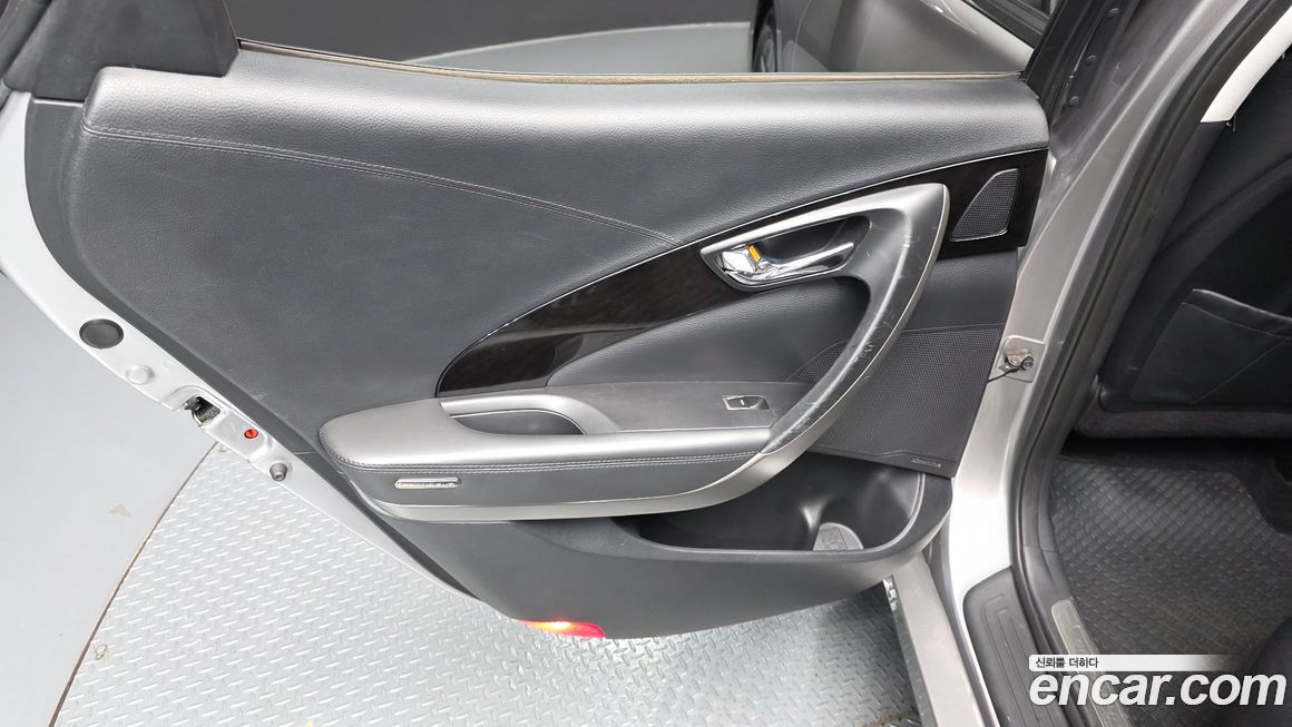 Hyundai Grandeur 2011