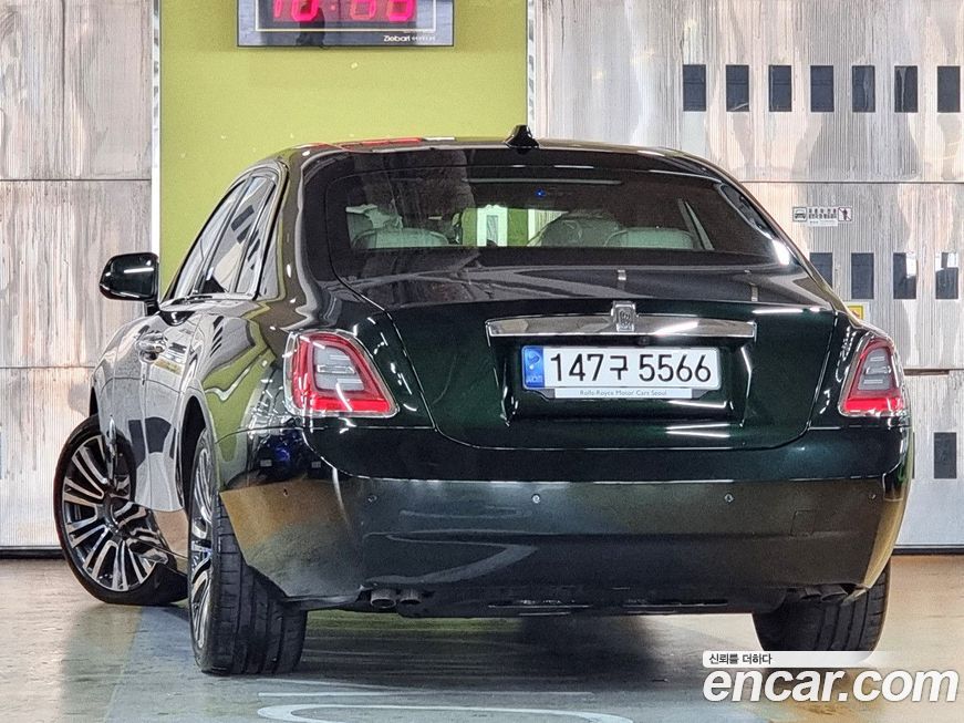 Rolls-Royce Ghost 2021