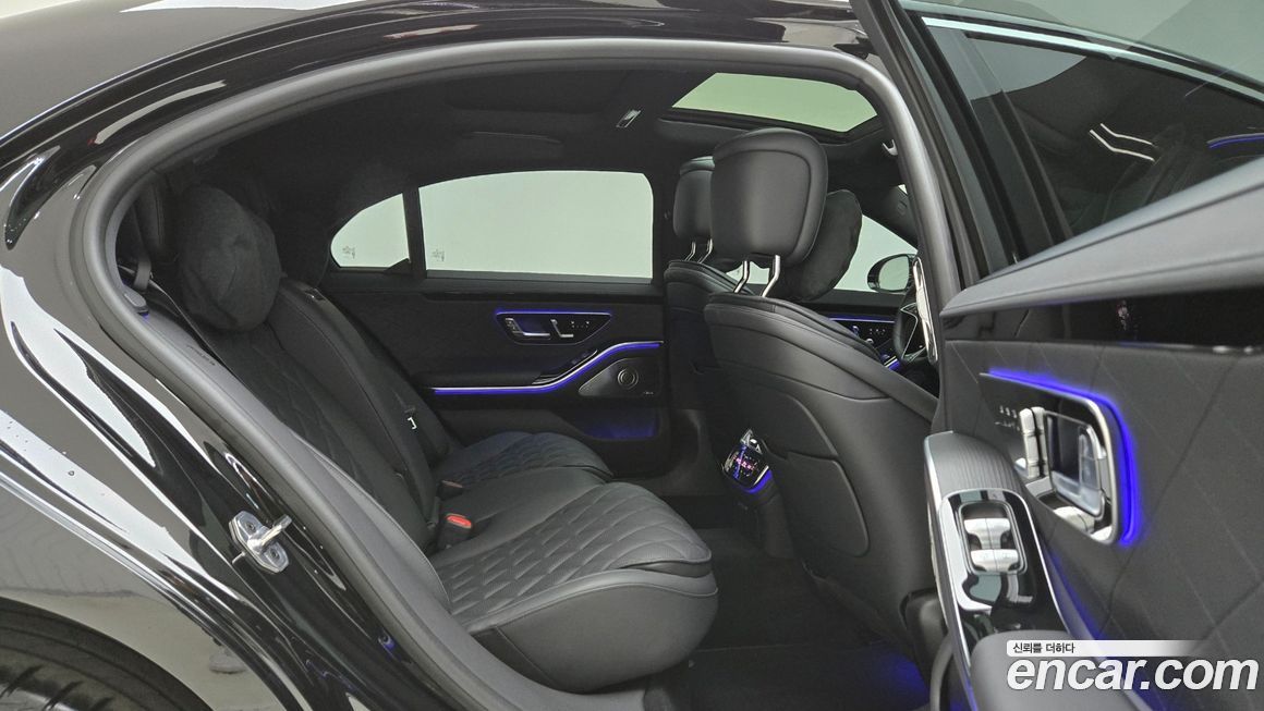 Mercedes-Benz S-Class 2026