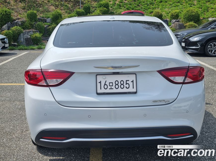 Chrysler 200 2015