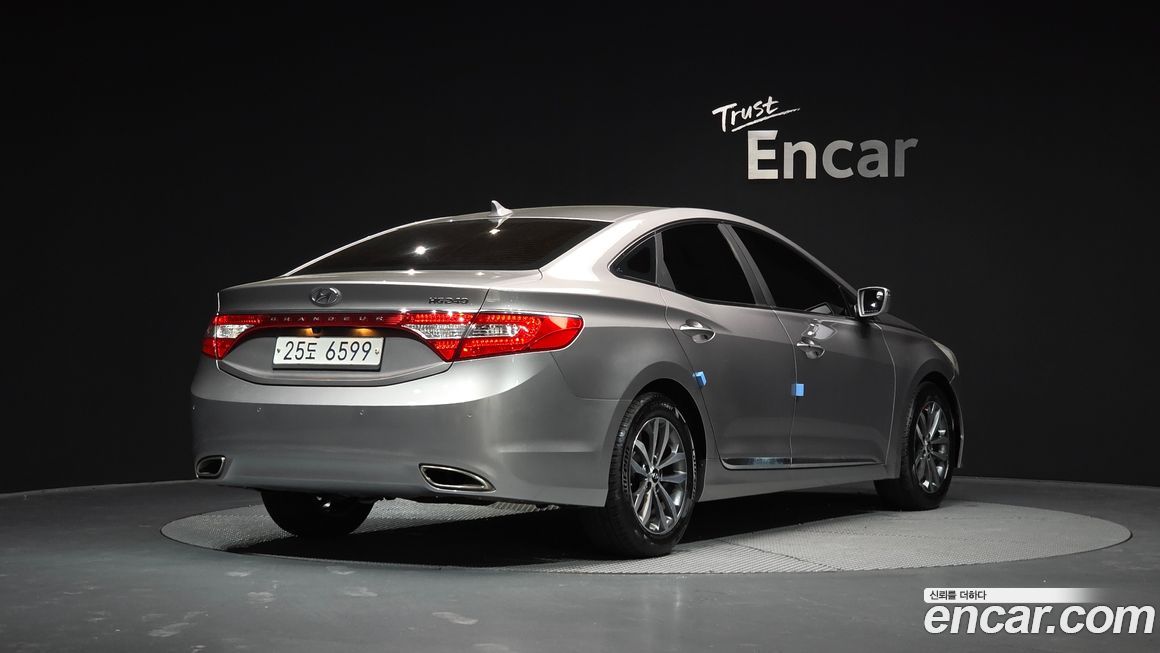 Hyundai Grandeur 2011