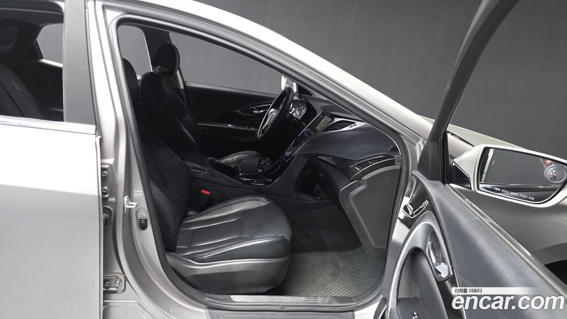 Hyundai Grandeur 2011