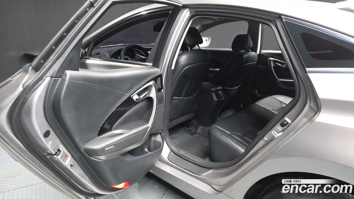 Hyundai Grandeur 2011