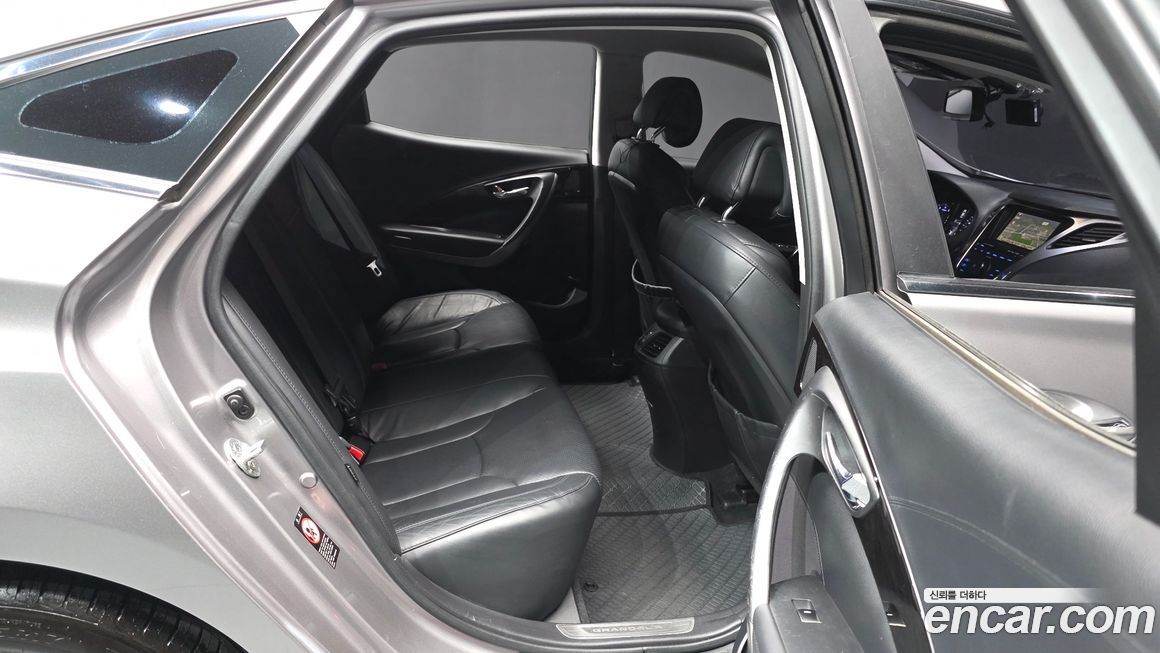 Hyundai Grandeur 2011