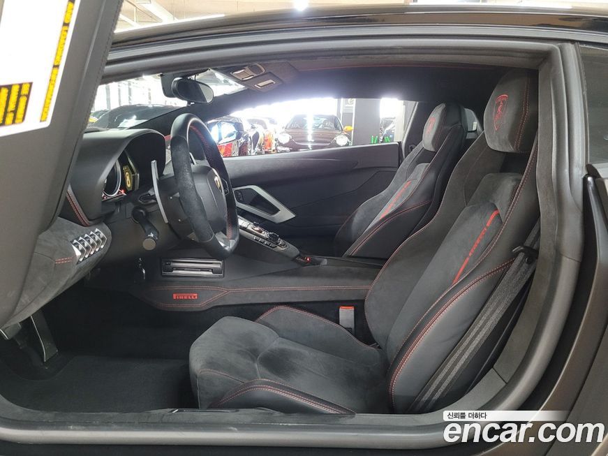 Lamborghini Aventador 2016