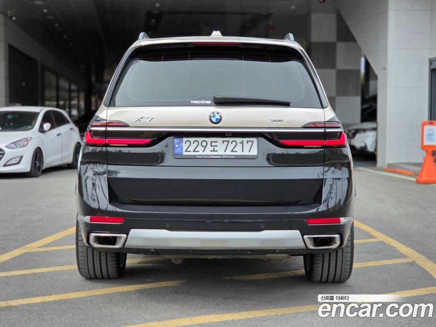BMW X7 2024