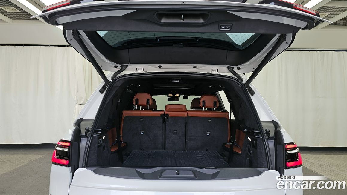 BMW X7 2024