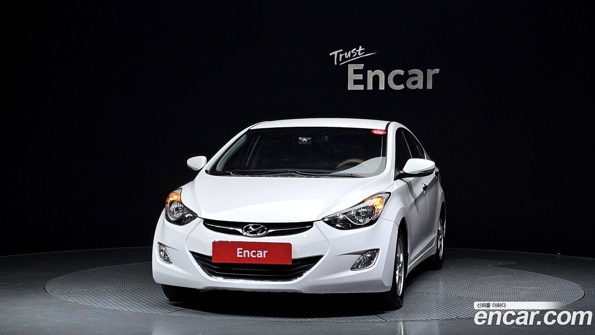 Hyundai AVANTE 2012