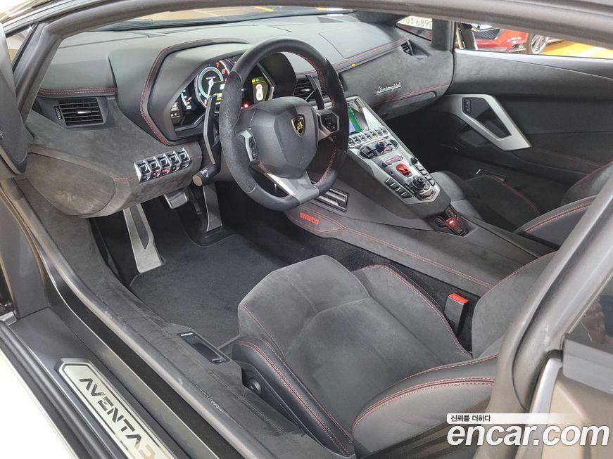 Lamborghini Aventador 2016