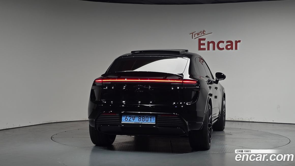 Porsche Macan 2025