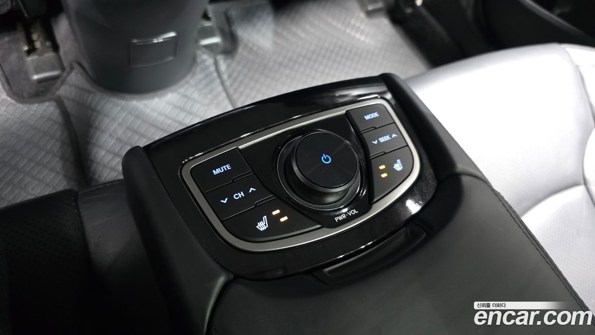 Hyundai Grandeur 2011