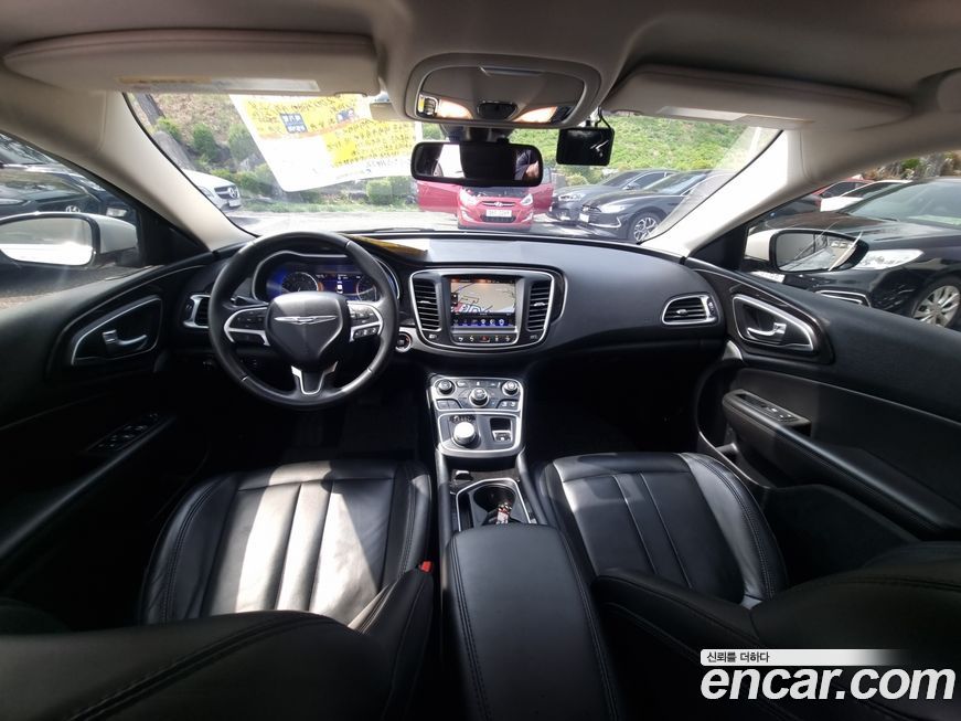 Chrysler 200 2015