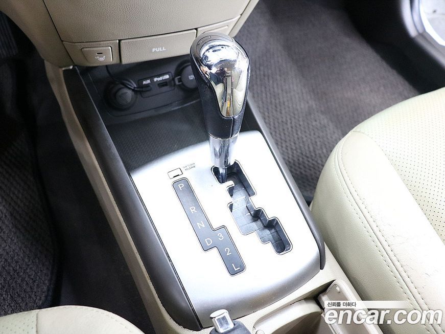 Hyundai AVANTE 2010