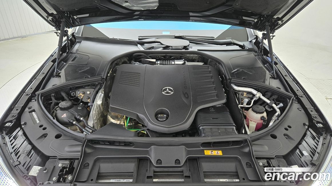 Mercedes-Benz S-Class 2026