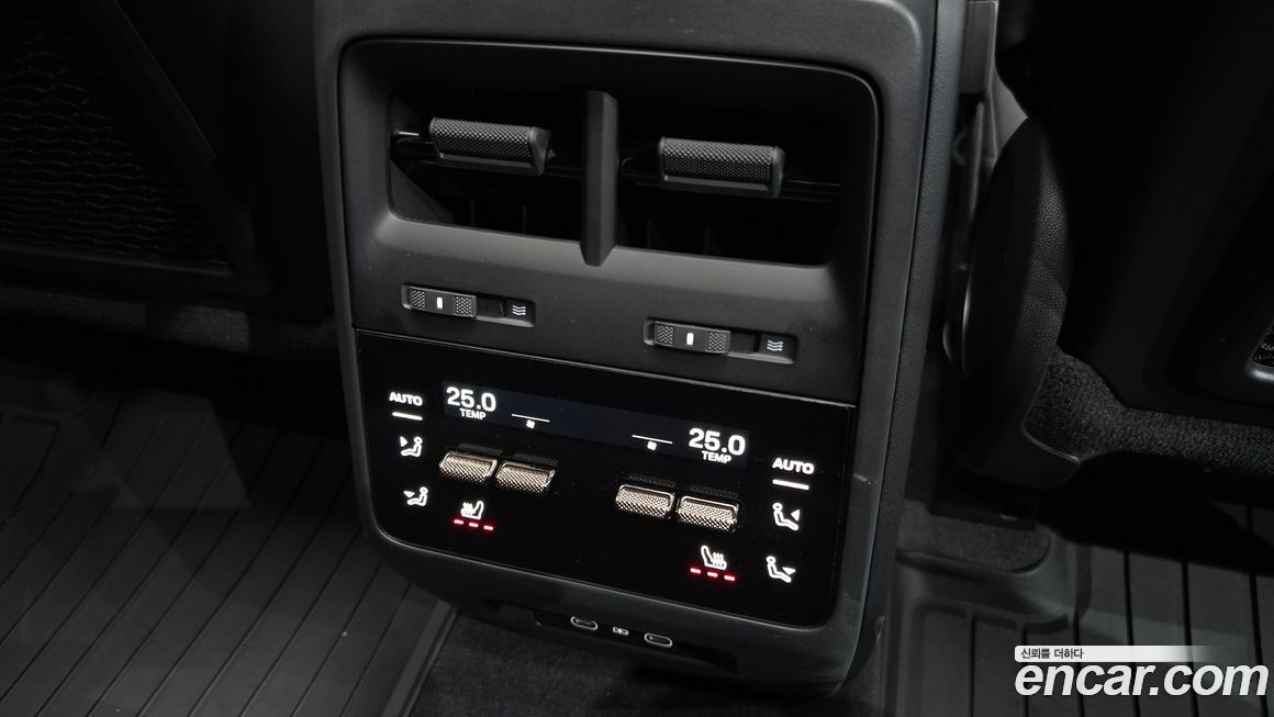 Porsche Macan 2025