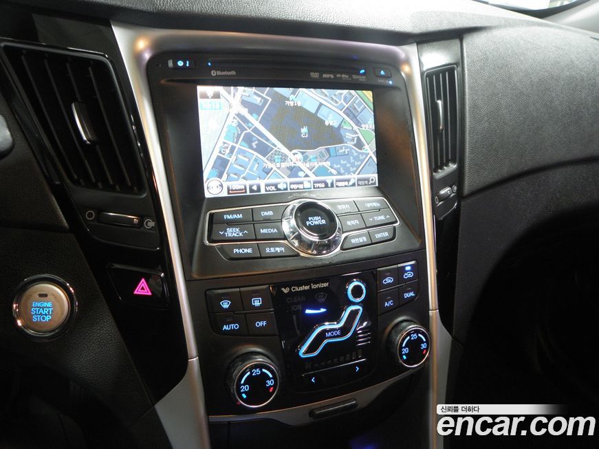 Hyundai Sonata 2011
