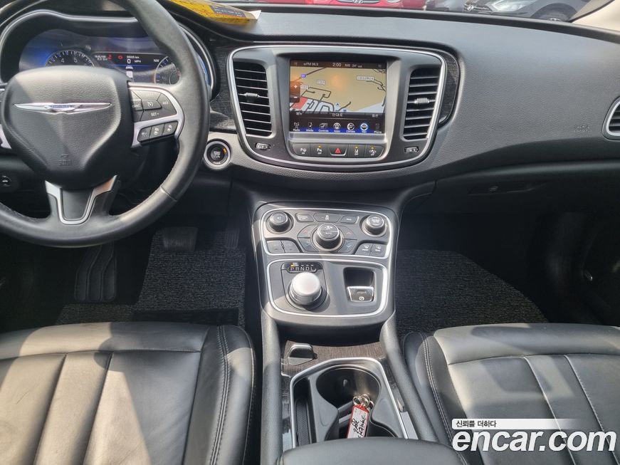 Chrysler 200 2015