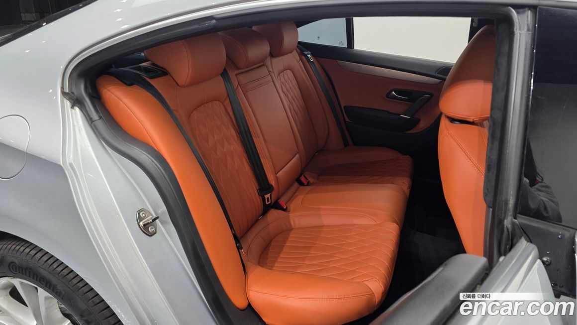Volkswagen CC 2011