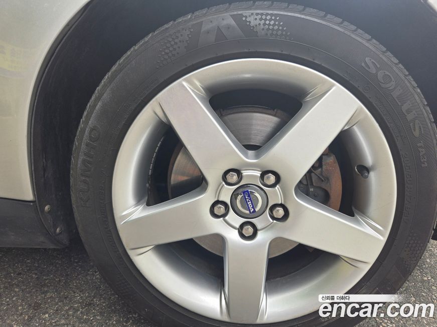 Volvo V50 2010