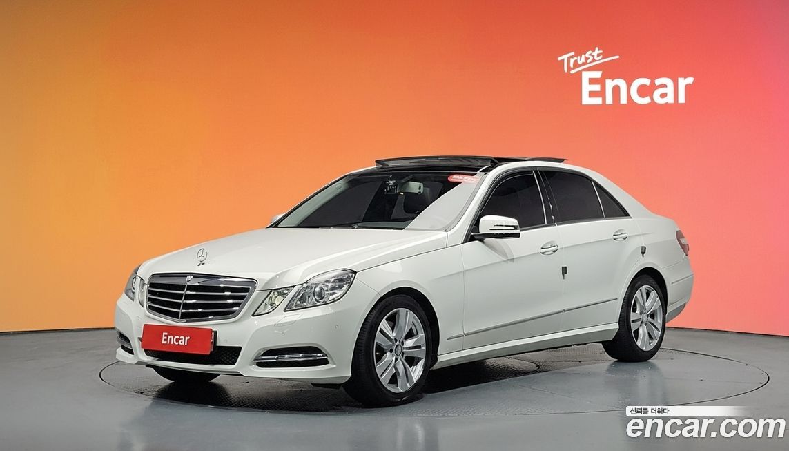 Mercedes-Benz E-Class 2011