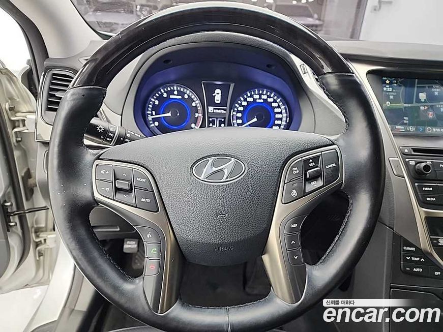 Hyundai Grandeur 2014