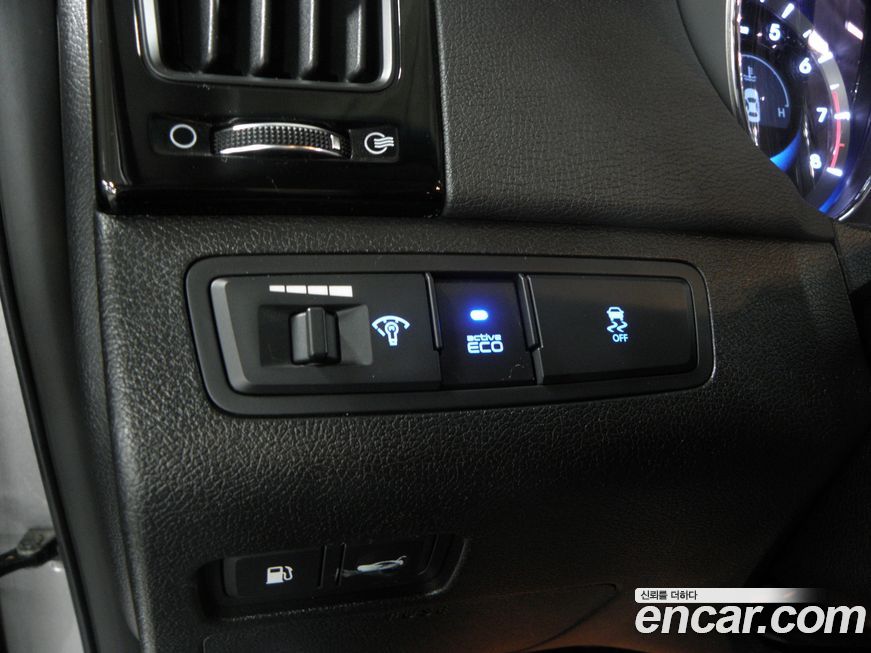 Hyundai Sonata 2011
