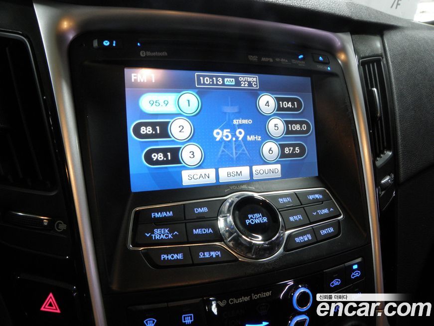 Hyundai Sonata 2011