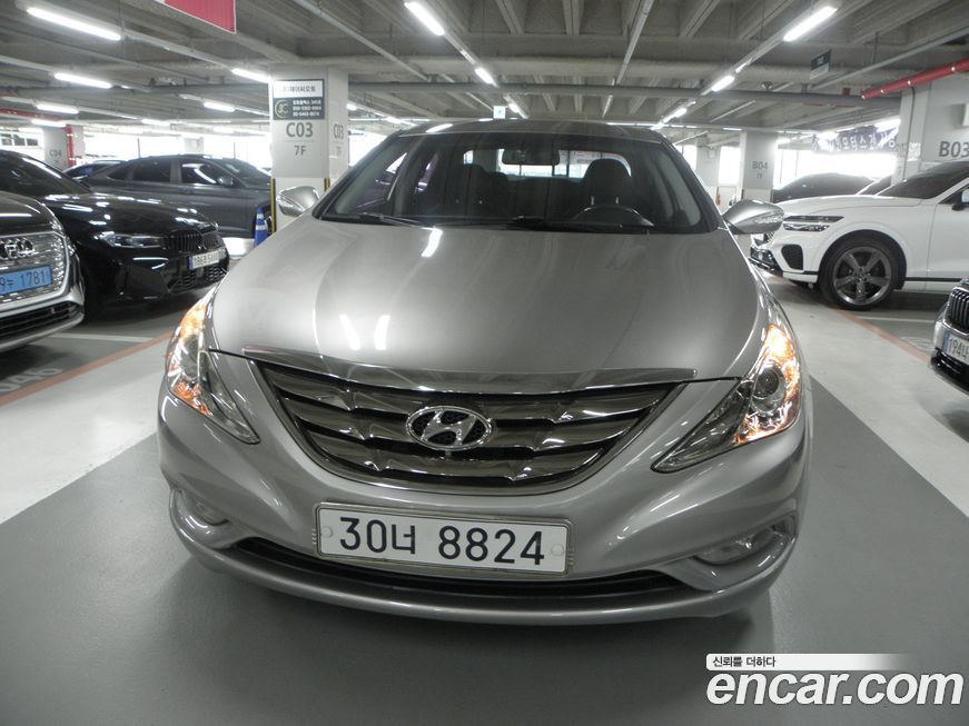 Hyundai Sonata 2011
