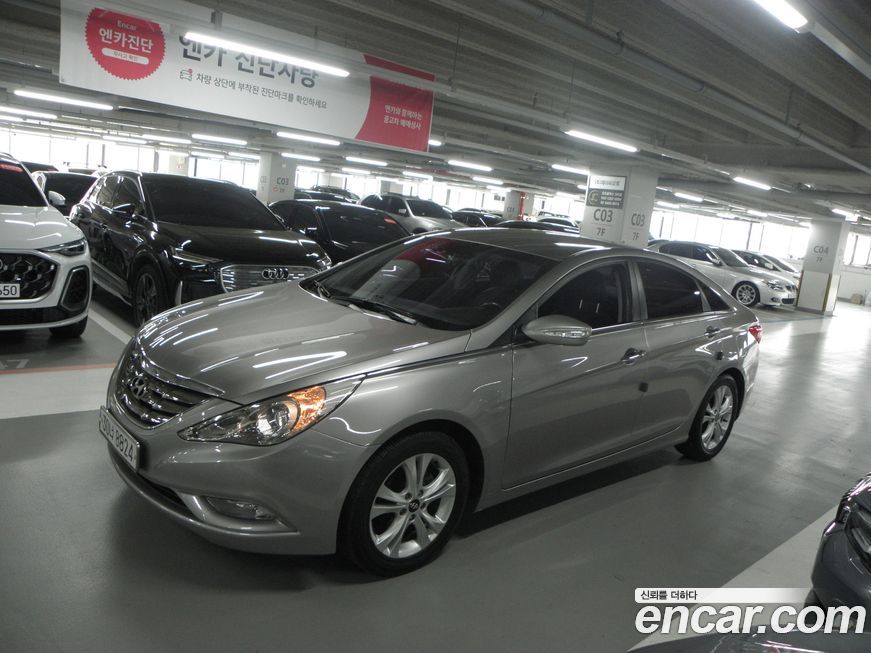 Hyundai Sonata 2011