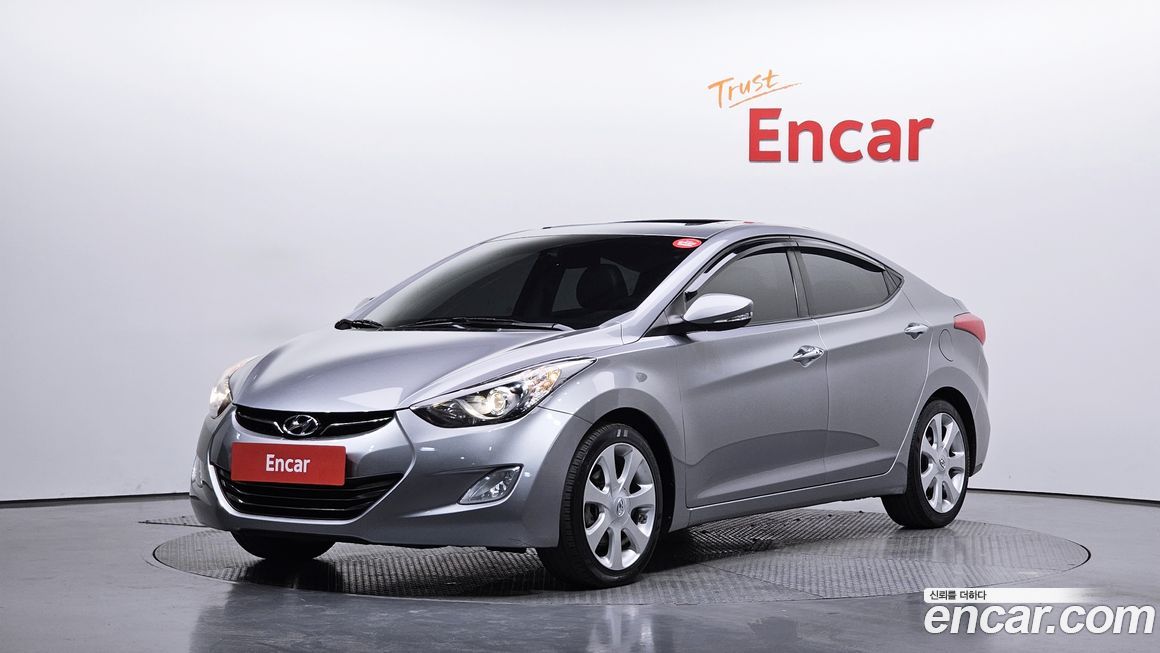 Hyundai AVANTE 2012