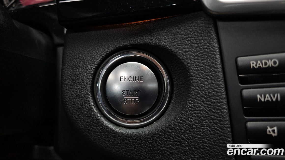 Mercedes-Benz E-Class 2011