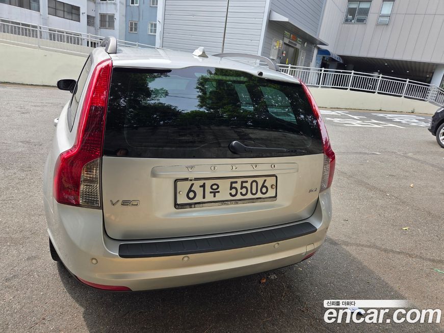 Volvo V50 2010
