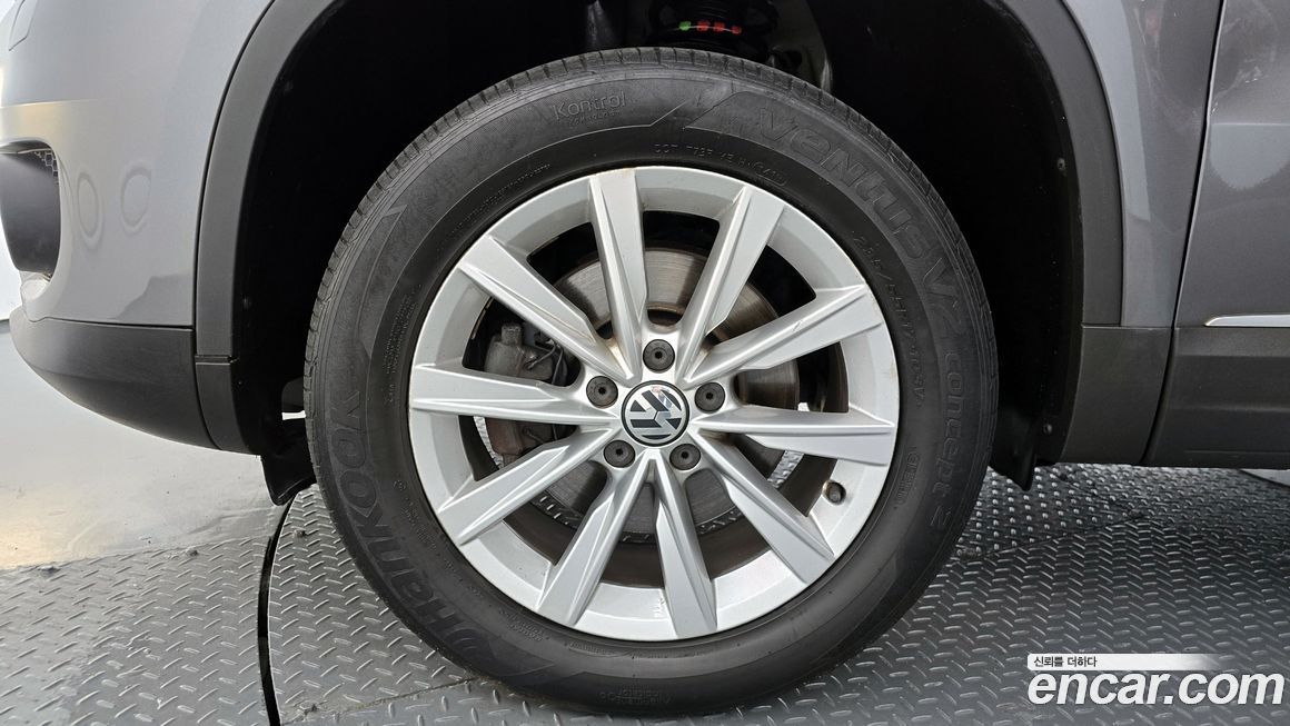 Volkswagen Tiguan 2015