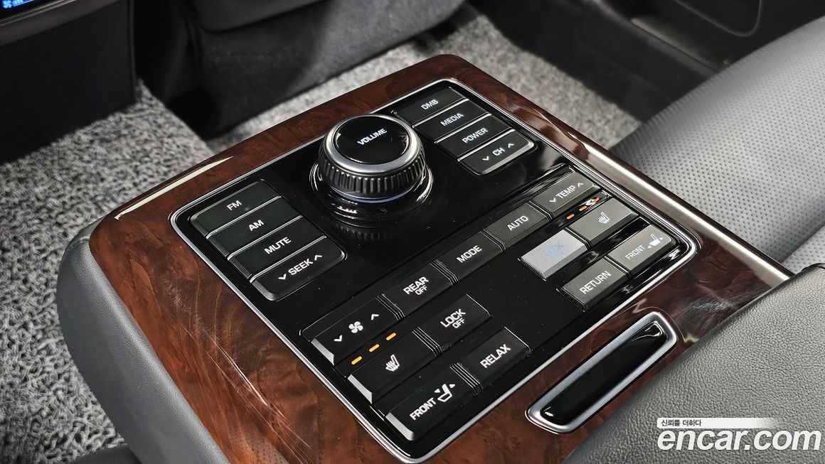 Hyundai Equus 2014