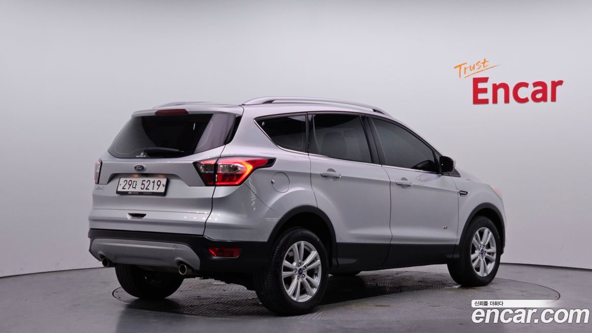 Ford Kuga 2017