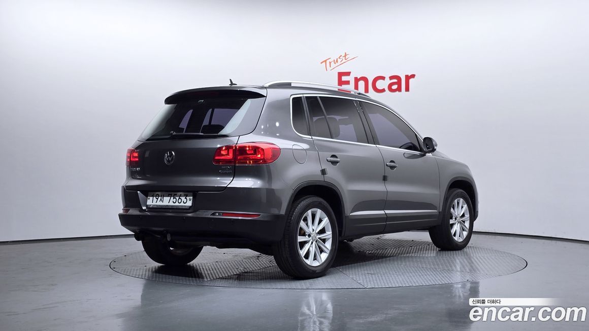 Volkswagen Tiguan 2015