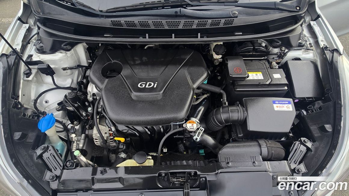 Hyundai AVANTE 2015