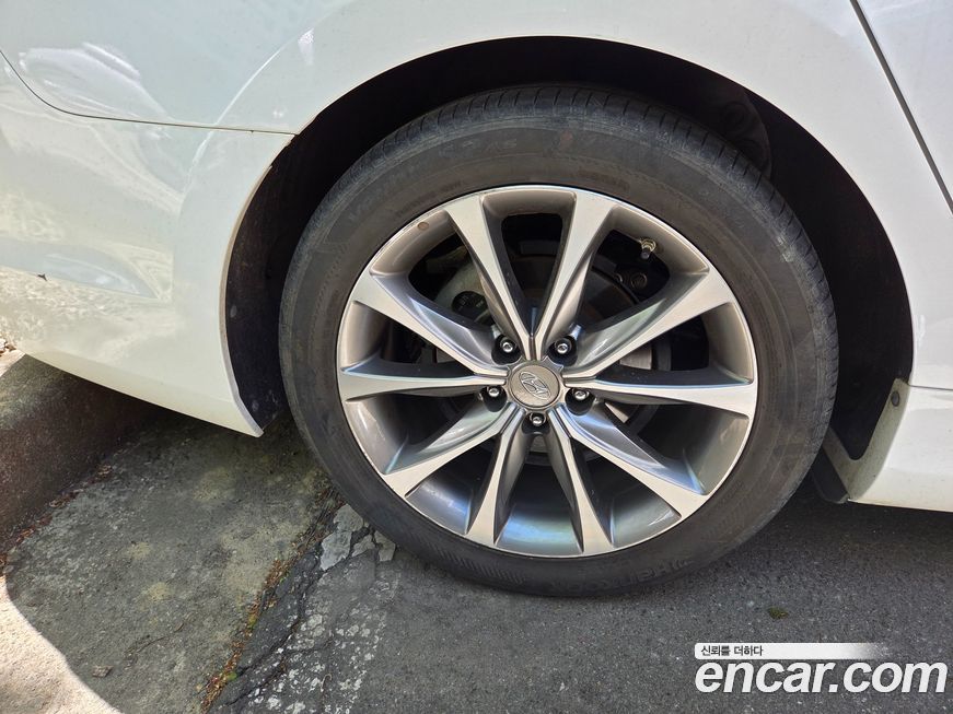 Hyundai Grandeur 2017