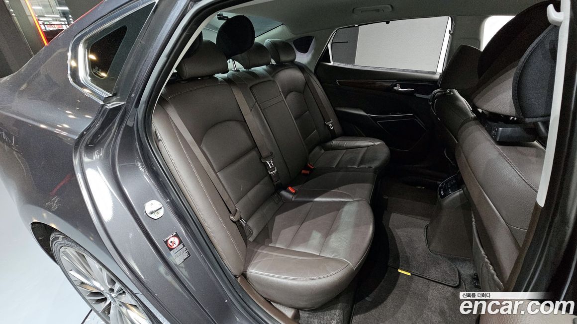 Kia K7 2016