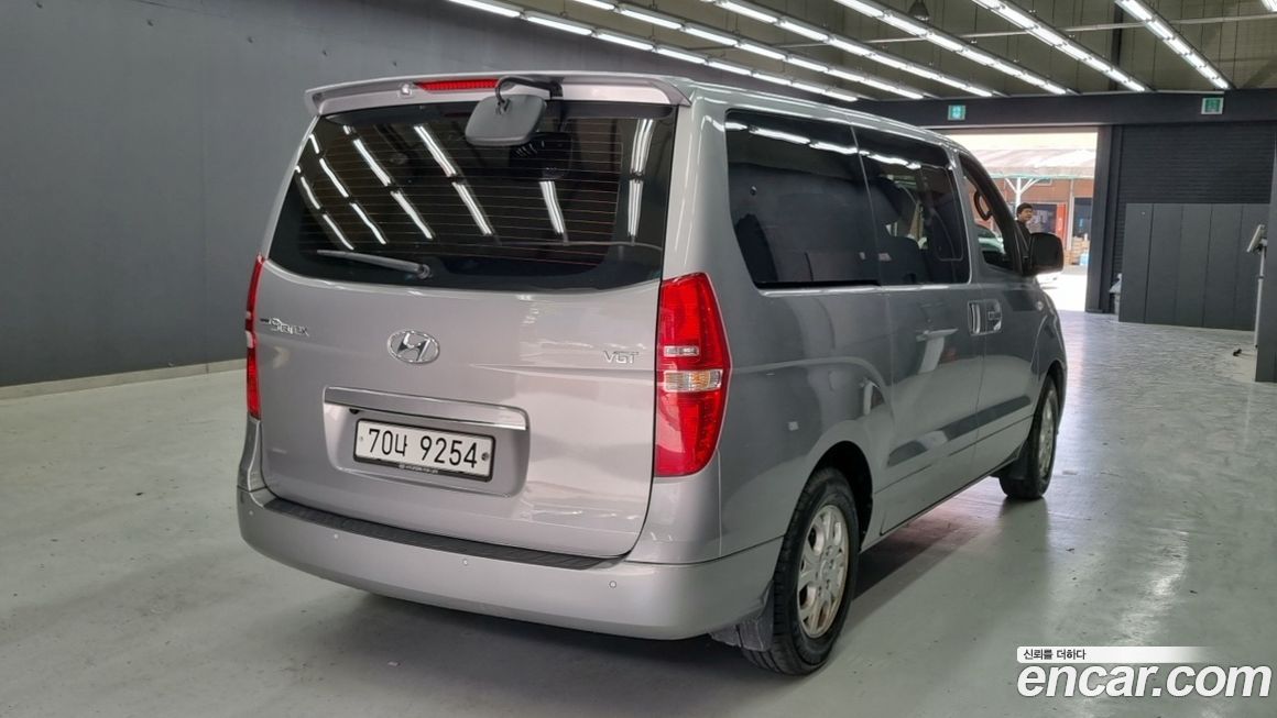 Hyundai Starex 2015